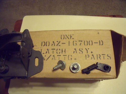 Nos 1970 ford full sized galaxie custom ltd hood latch #doaz-16700-d