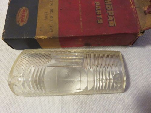 Nos mopar 1953 plymouth cranbrook,cambridge park light lens 1527443