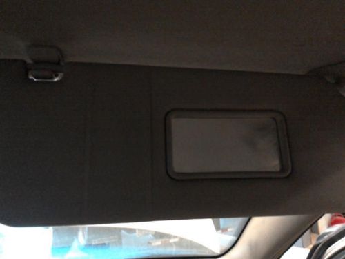 Rh passenger side interior sun visor/sunvisor 2003 corolla sku#1878225