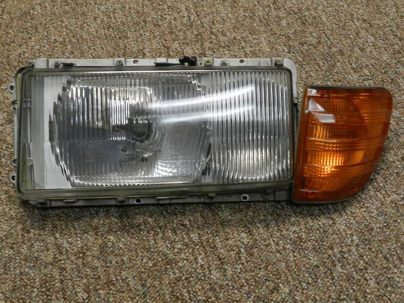 Mercedes w116 (and w107?) euro head lamp assembly- left