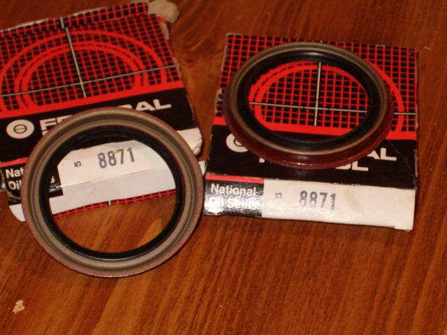 1972 73 74 75 76 cadillac nos front inner wheel seals 2 seals 8871