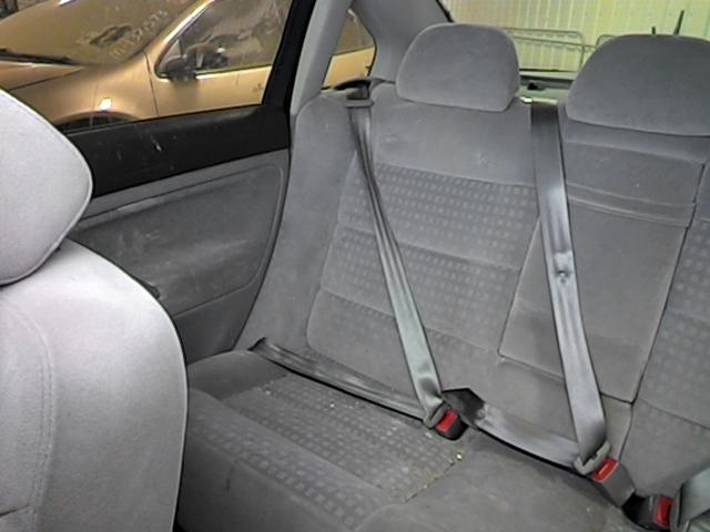 2002 volkswagen passat rear seat belt & retractor only rh passenger gray