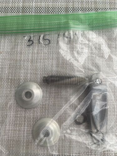 Nos omc johnson evinrude clamp bracket screw 375744 t15