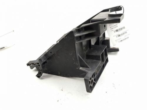 2004 dodge durango battery tray