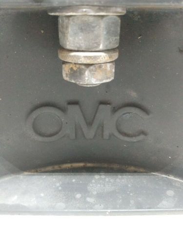 Omc cobra 3.0 front engine mount used