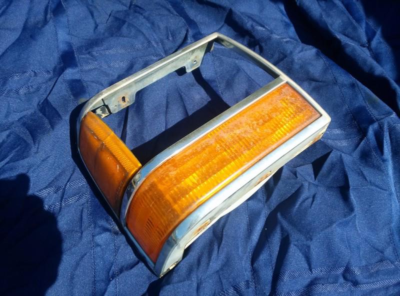 Ford ranger explorer bronco__passenger head light bezel, chrome + lights