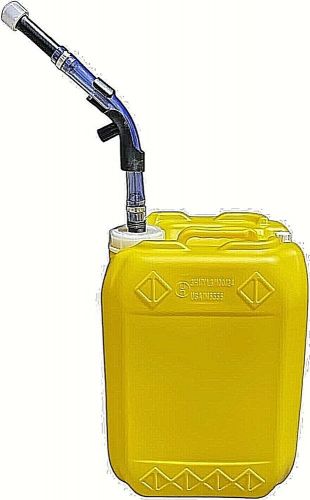 5 gallon with spout fuel jug liquid storage