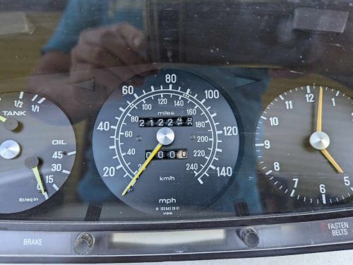 W123 mercedes 300d 300td diesel speedometer instrument cluster gauge 1235422801