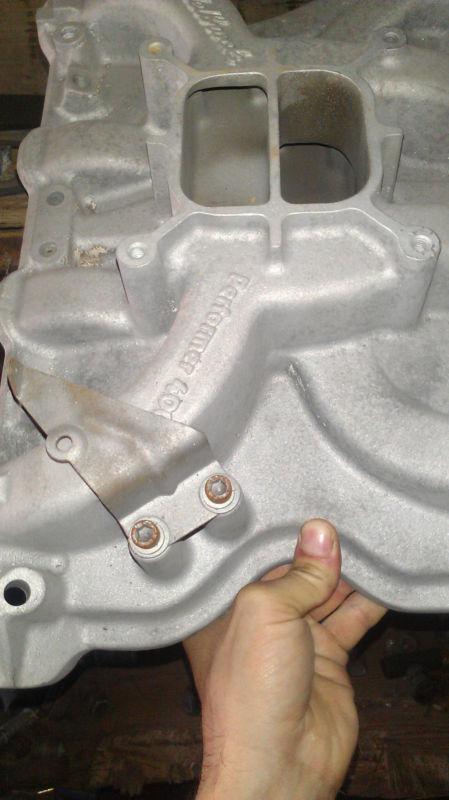 Edelbrock intake 400 ford