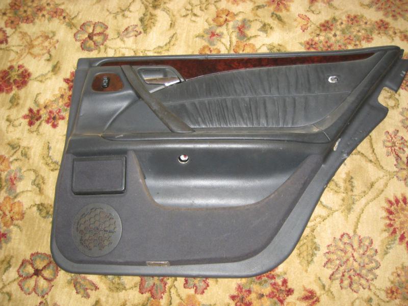 Mercedes e320 black rear passgr side door panel 2107300851 air bag seat win reg