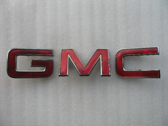 Gmc sonoma jimmy canyon front grille emblem logo decal badge 91 95 97 00 03 12