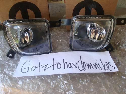 04-08 oem chrysler crossfire fog light lamp lh left rh right pair or single ask