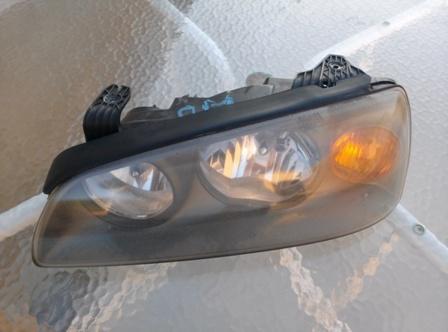 Hyundai elantra oem drivers side headlamp