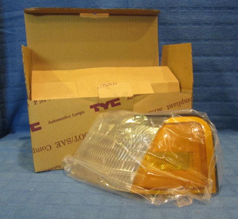 Tyc 18-1975-01 turn signal / parking light assembly