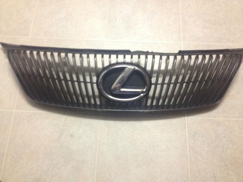 2006-2008 lexus is250/is350 stock chrome grill used-great condition