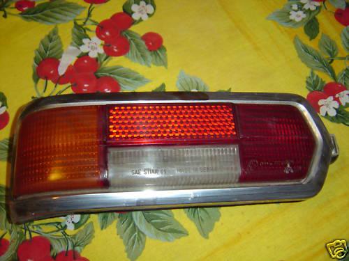 Mercedes 108 220 250 280 se 4.5 tail light  280se 250se