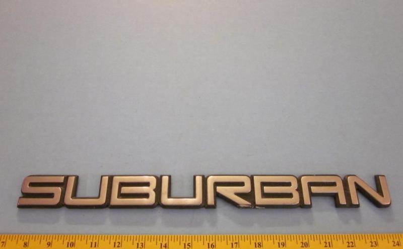 Chev suburban factory rear tail gate emblem