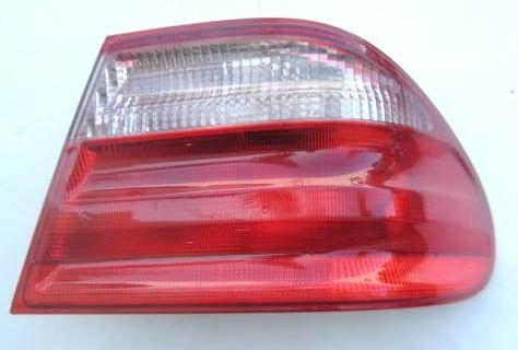 2000-2002 mercedes e-class sedan classic elegance  right hand side taillight