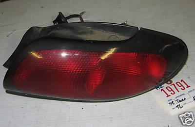 Ford 98-99 taurus sedan taillight tail light/lamp right 1998 1999