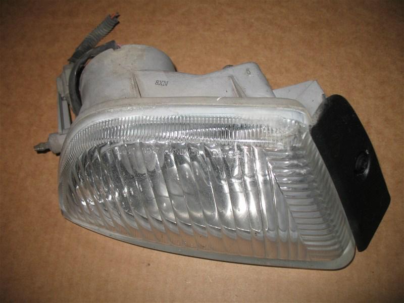 1997 1998 1999 nissan maxima left driver side fog light lamp l 97 98 99 used oem