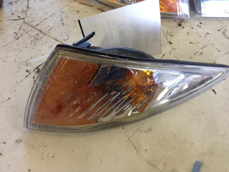 00 01 02 cavalier l. corner/park light parklamp/turn signal fender mtd