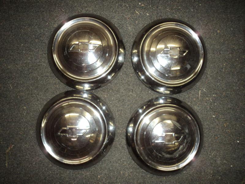 Set of 4 1951-53 chevolet hub caps,great for a rat rod