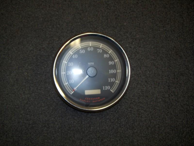 Harley davidson 01-06 model softail speedometer