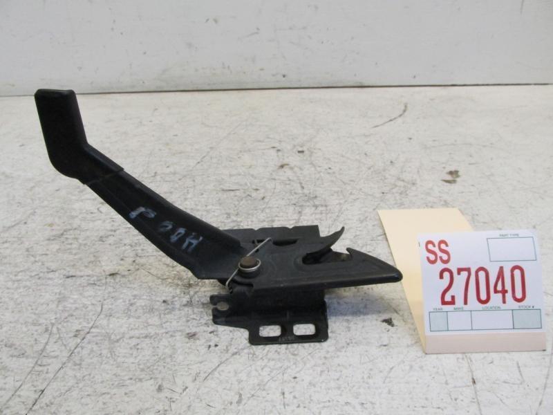 98 99 00 01 02 03 seville sts front hood latch safety lock oem hold  2367