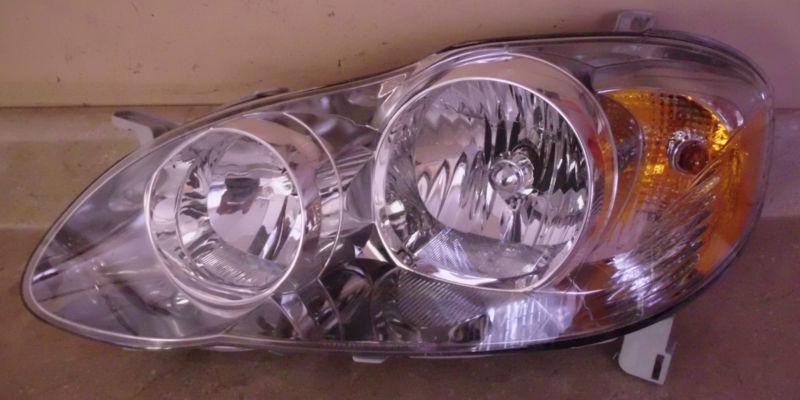  2006 toyota corolla driver side headlight lh 