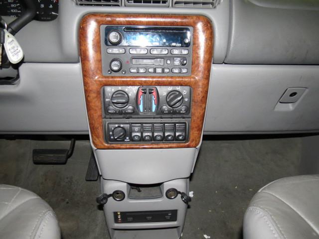 2002 oldsmobile silhouette radio trim dash bezel 2563207