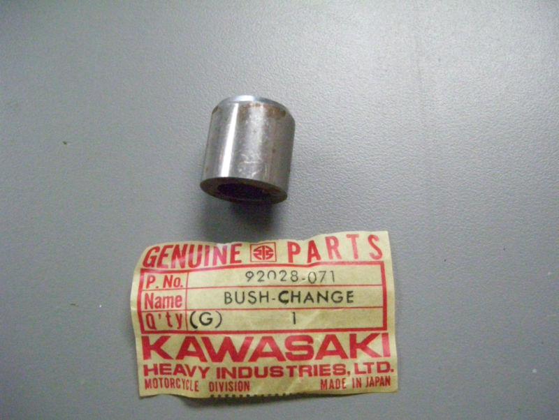 Nos kawasaki oem# 92028-071 bushing change pedal 69-75 h1, 72-75 h2, kh500, s1