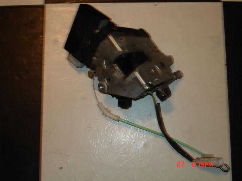 Bmw e38 740i 740il 750il e39 525i 528i 530i 540i front right door lock mechanism