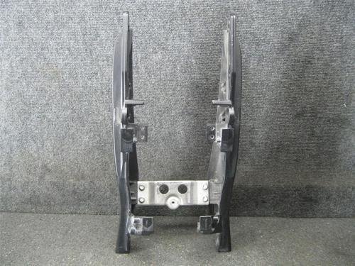 07 suzuki gsxr gsx-r 750 rear subframe rails 62d