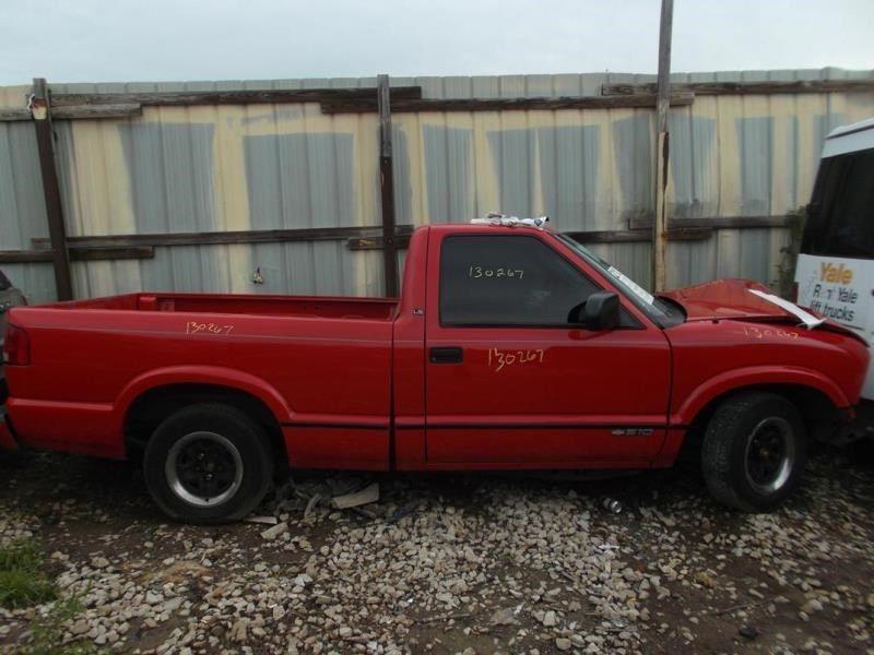 99 00 01 02 03 s10 pickup seat belt front 351886