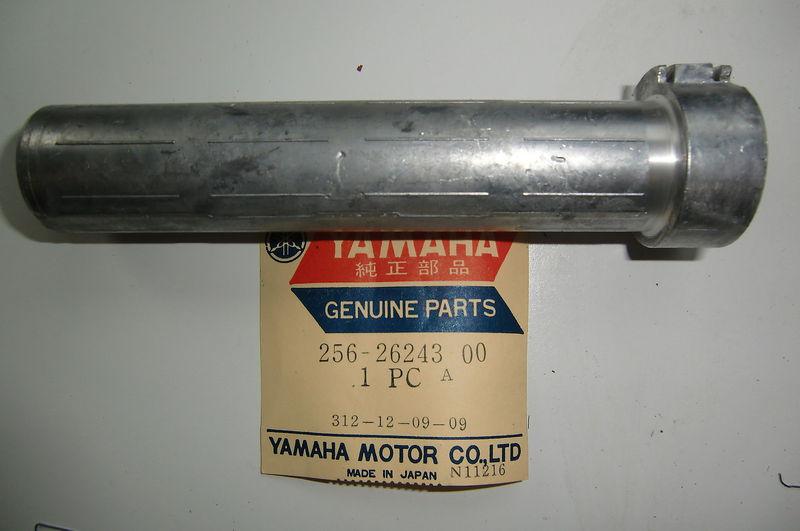 Yamaha xs1 xs2 xs650 nos throttle grip 256-26243-00