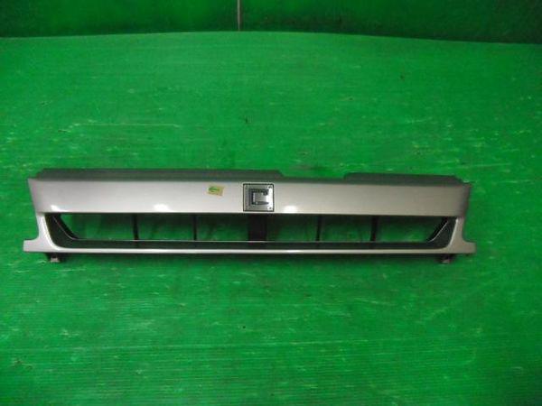 Nissan cube 1998 radiator grille [0610400]