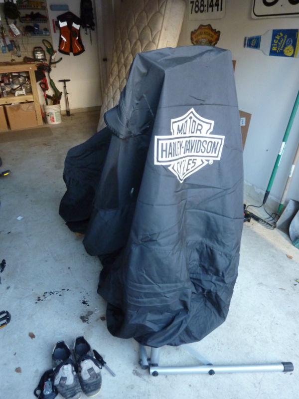 **!!harley davidson softail cover 98744-09 excellent condition!!**
