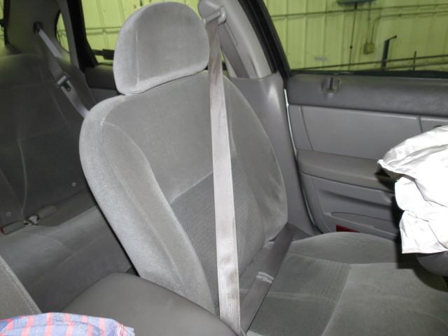 2006 ford taurus front driver seat belt & retractor only gray