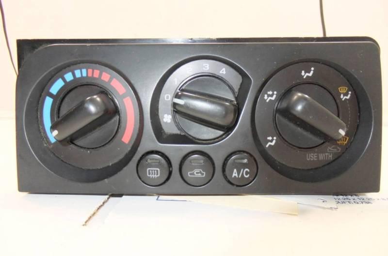 Climate control subaru baja/legacy outback 2000 2001 2002 2003 72311ae068 oem