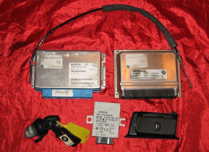 Bmw 528i 5 e39 z3 2.8i e46 323 328 dme ews key lock set engine computer module