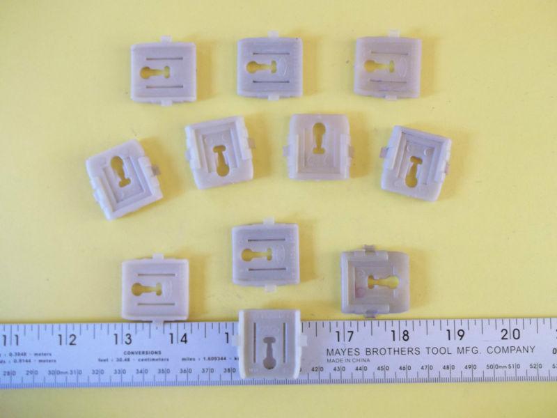Early ford (nylon)  moulding fasteners (part # 0228 7320818 aa--11 fasteners)