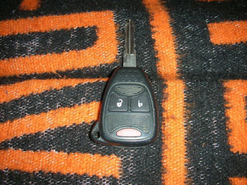 Pt cruiser 2006 remote & key  !
