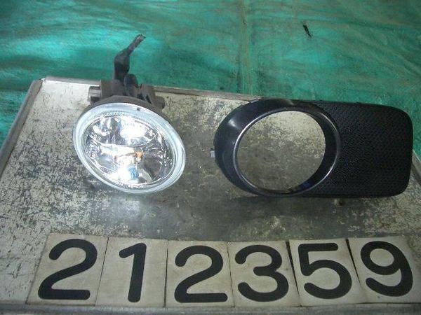 Toyota wish 2004 right fog lamp [5910850]