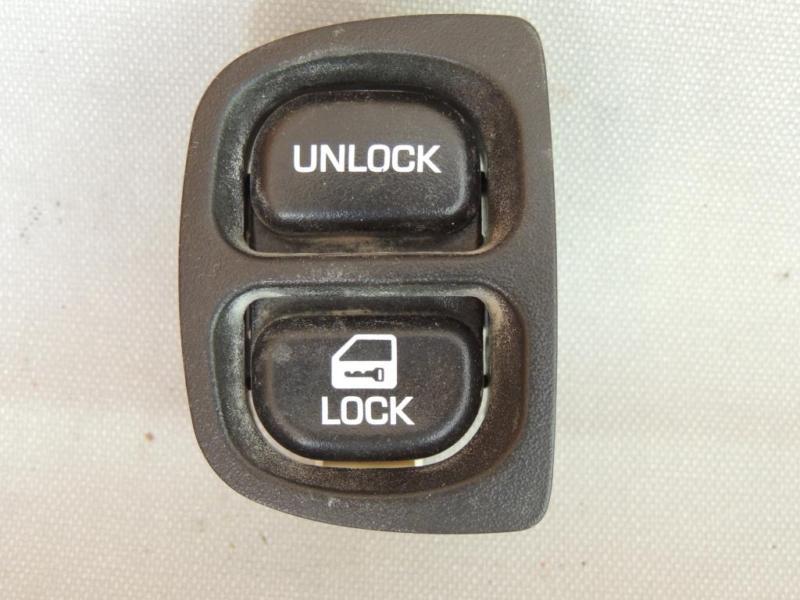 Saturn lock switch driver left front door sl sw sc 96 97 98 99 00 s series trim