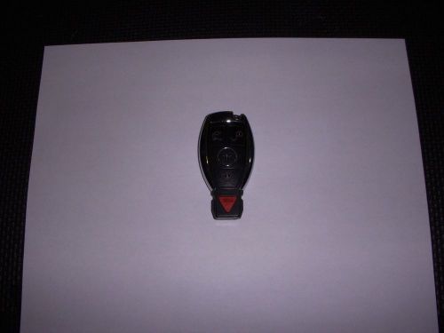 Mercedes benz fcc id: iyzdc11 factory oem key fob keyless entry remote 4 buttons