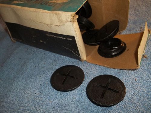 Nos 1975 &amp; up gm seat belt bolt trim covers