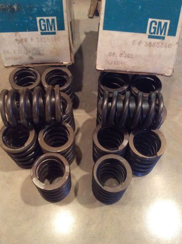 Nos gm big block valve springs 65-70 3856860