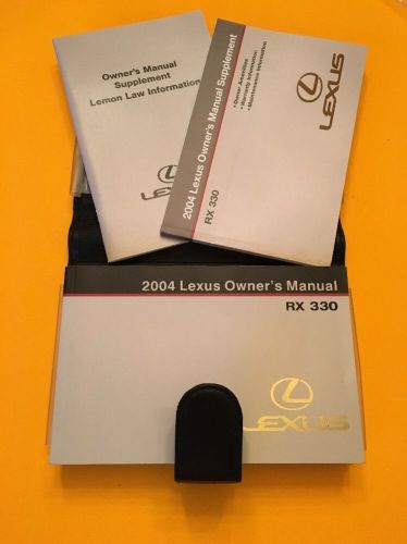 One oem 2004 lexus rx330 owners manual set with lexus case.