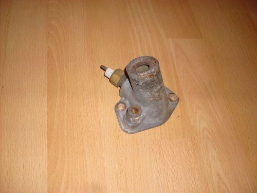 1968 69 70 ford mustang torino mercury thermostat housing 302 351 c8oe-8592 b