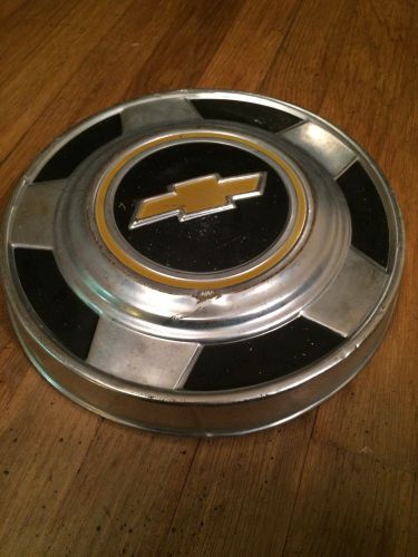 73-87 chevy dog dish hubcap c10 pickup truck van 1/2 ton 10 3/4&#039;&#039; inch used bp04